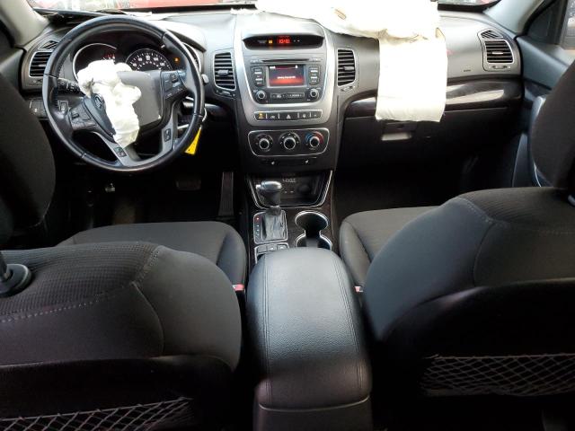Photo 8 from auction – 2014 KIA SORENTO LX with VIN 5XYKT4A69EG433733