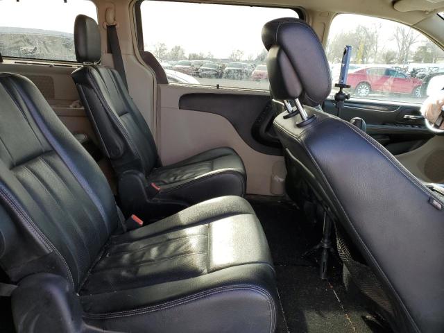 Photo 11 from auction – 2014 CHRYSLER TOWN & COU with VIN 2C4RC1CG3ER231291