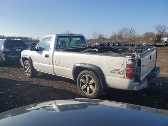 Photo 2 from auction – 2004 CHEVROLET SILVERADO with VIN 1GCEK14X14Z102342