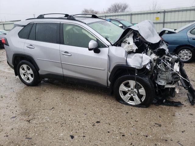 Photo 4 from auction – 2019 TOYOTA RAV4 XLE with VIN JTMP1RFV5KD033798