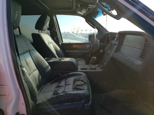Photo 5 from auction – 2011 LINCOLN NAVIGATOR with VIN 5LMJJ3J50BEJ09456