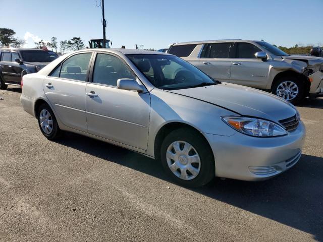 Photo 4 from auction – 2004 TOYOTA CAMRY LE with VIN 4T1BE32K44U924929