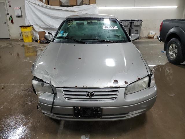 Photo 5 from auction – 1997 TOYOTA CAMRY CE with VIN 4T1BG22K0VU074321