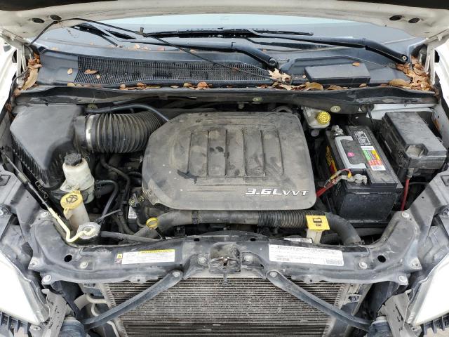 Photo 12 from auction – 2011 CHRYSLER TOWN & COU with VIN 2A4RR5DG3BR718503