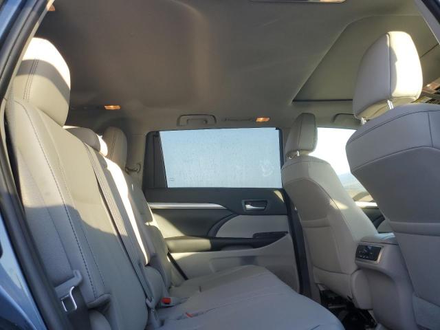 Photo 10 from auction – 2019 TOYOTA HIGHLANDER with VIN 5TDJZRFH5KS741255