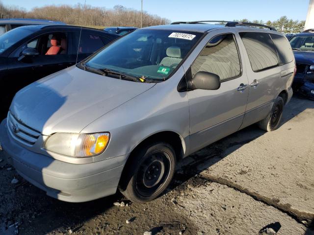 TOYOTA SIENNA 2003 with VIN 4T3ZF13C23U518628 - Photo from auction