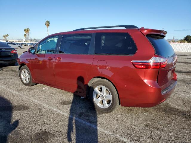 Photo 2 from auction – 2018 TOYOTA SIENNA LE with VIN 5TDKZ3DC3JS909353