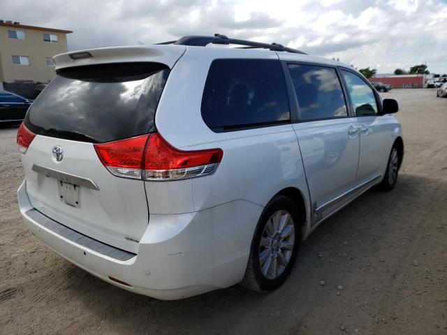 Photo 3 from auction – 2012 TOYOTA SIENNA XLE with VIN 5TDYK3DC5CS224000
