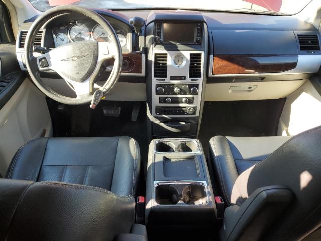 Photo 8 from auction – 2010 CHRYSLER TOWN & COU with VIN 2A4RR8D19AR405743