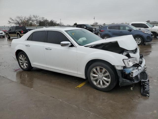 Photo 4 from auction – 2020 CHRYSLER 300 LIMITE with VIN 2C3CCAKG7LH131662