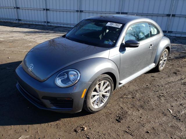 VOLKSWAGEN BEETLE S 2018 with VIN 3VWFD7AT8JM707469 - Photo from auction