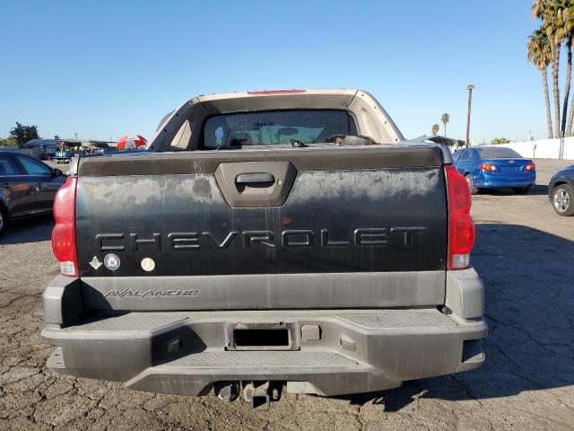 Photo 6 from auction – 2004 CHEVROLET AVALANCHE with VIN 3GNEC12T24G100751