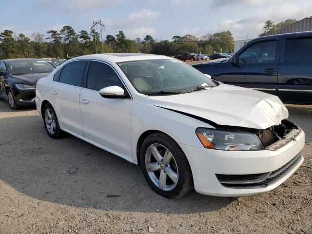 Photo 4 from auction – 2012 VOLKSWAGEN PASSAT SE with VIN 1VWBH7A31CC061389