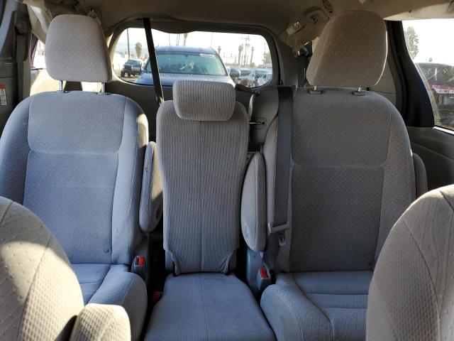 Photo 10 from auction – 2018 TOYOTA SIENNA LE with VIN 5TDKZ3DC3JS909353