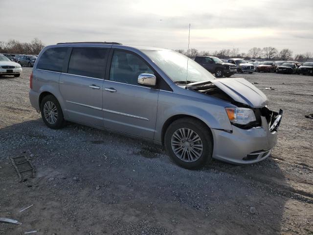 Photo 4 from auction – 2014 CHRYSLER TOWN & COU with VIN 2C4RC1CG3ER231291