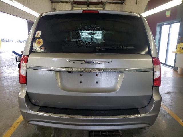 Photo 6 from auction – 2015 CHRYSLER TOWN & COU with VIN 2C4RC1BG3FR578669