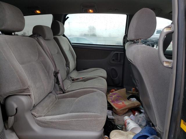 Photo 11 from auction – 2004 TOYOTA SIENNA CE with VIN 5TDZA23C84S025009