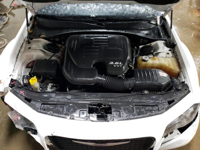 Photo 11 from auction – 2015 CHRYSLER 300 S with VIN 2C3CCAGGXFH767344