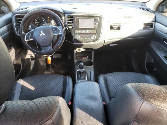 Photo 8 from auction – 2015 MITSUBISHI OUTLANDER with VIN JA4AD3A39FZ006087