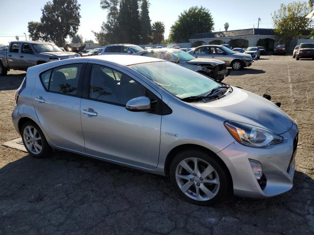 Photo 4 from auction – 2015 TOYOTA PRIUS C with VIN JTDKDTB38F1089003