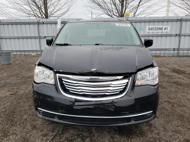 Photo 5 from auction – 2016 CHRYSLER TOWN & COU with VIN 2C4RC1CG9GR155854