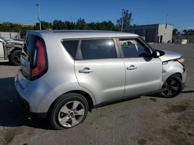 Photo 3 from auction – 2017 KIA SOUL with VIN KNDJN2A23H7454487