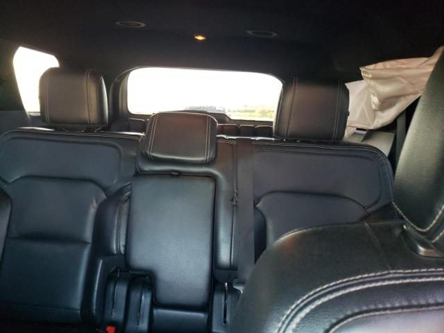 Photo 10 from auction – 2017 FORD EXPLORER L with VIN 1FM5K8F84HGA18155