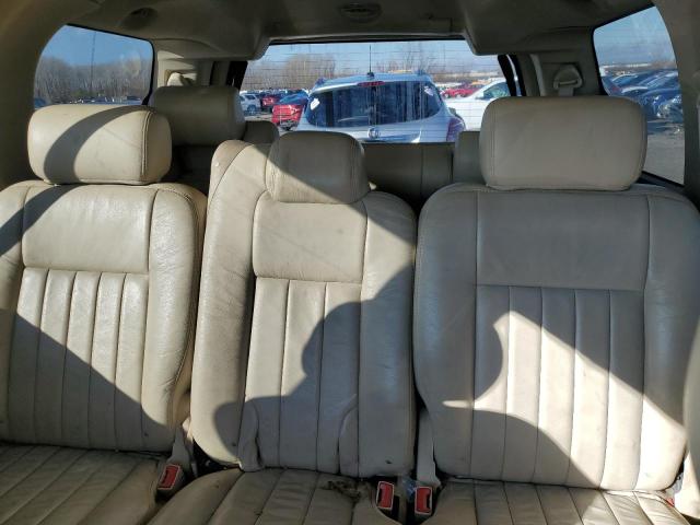 Photo 10 from auction – 2004 LINCOLN NAVIGATOR with VIN 5LMFU28R74LJ00140