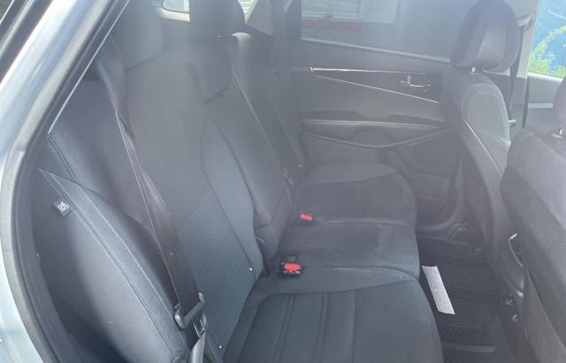 Photo 6 from auction – 2016 KIA SORENTO LX with VIN 5XYPGDA56GG135435