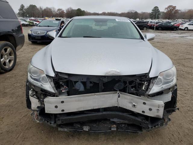 Photo 5 from auction – 2010 LEXUS LS 460L with VIN JTHGL1EF8A5041617