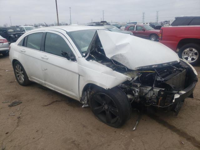 Photo 4 from auction – 2013 CHRYSLER 200 TOURIN with VIN 1C3CCBBB9DN763193
