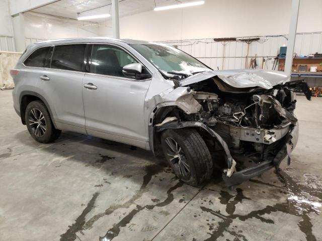 Photo 4 from auction – 2016 TOYOTA HIGHLANDER with VIN 5TDJKRFH3GS306987