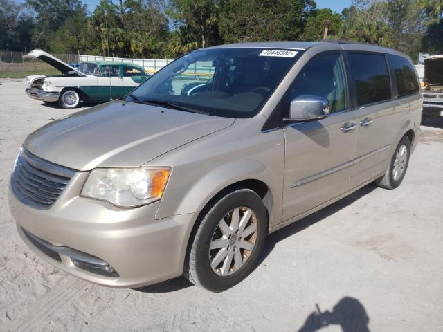 CHRYSLER TOWN & COU 2012 with VIN 2C4RC1CG5CR384106 - Photo from auction