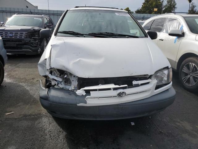 Photo 5 from auction – 1998 TOYOTA SIENNA LE with VIN 4T3ZF13C2WU078253