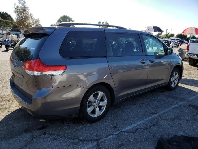 Photo 3 from auction – 2014 TOYOTA SIENNA LE with VIN 5TDKK3DC4ES484607