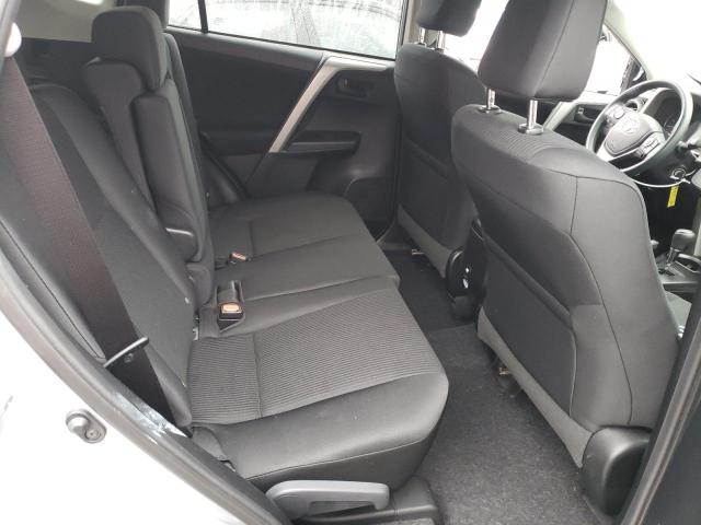 Photo 10 from auction – 2018 TOYOTA RAV4 LE with VIN 2T3ZFREV1JW424198