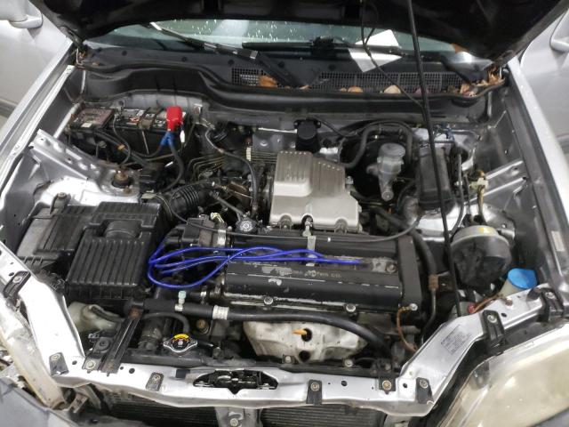 Photo 11 from auction – 2001 HONDA CR-V EX with VIN JHLRD18691C023449
