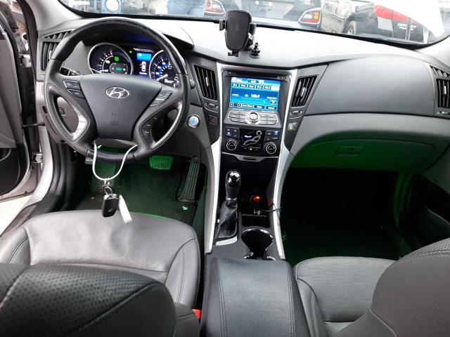Photo 8 from auction – 2012 HYUNDAI SONATA HYB with VIN KMHEC4A44CA043871