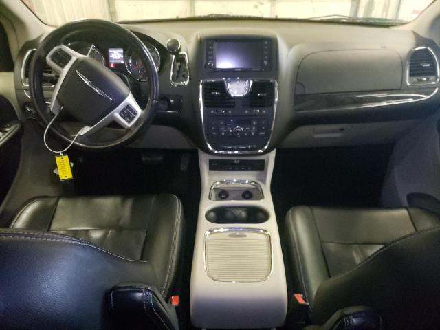 Photo 8 from auction – 2016 CHRYSLER TOWN & COU with VIN 2C4RC1CG1GR150020