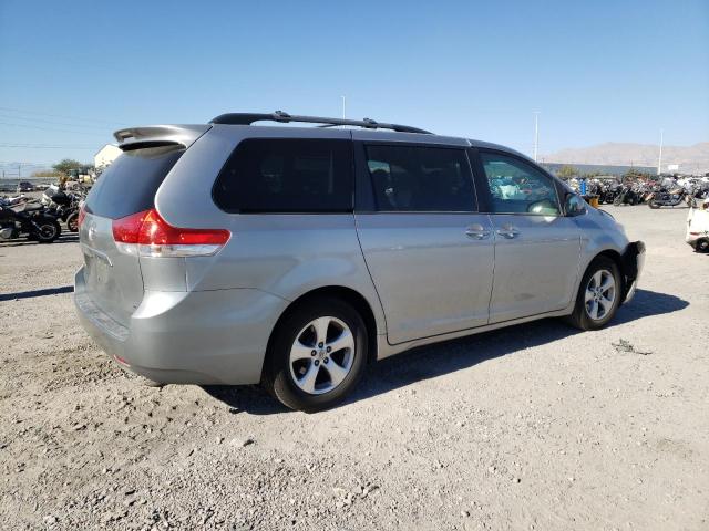 Photo 3 from auction – 2013 TOYOTA SIENNA LE with VIN 5TDKK3DC6DS385544