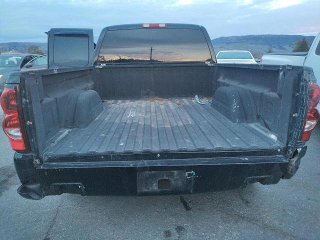 Photo 6 from auction – 2004 CHEVROLET SILVERADO with VIN 2GCEC19T941244028
