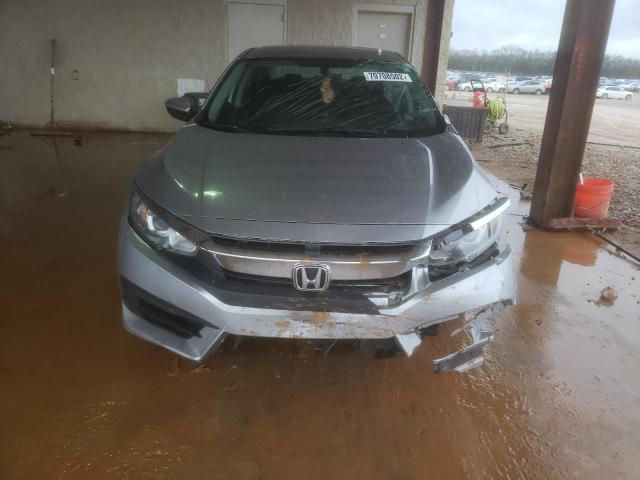 Photo 5 from auction – 2018 HONDA CIVIC LX with VIN 19XFC2F53JE010630