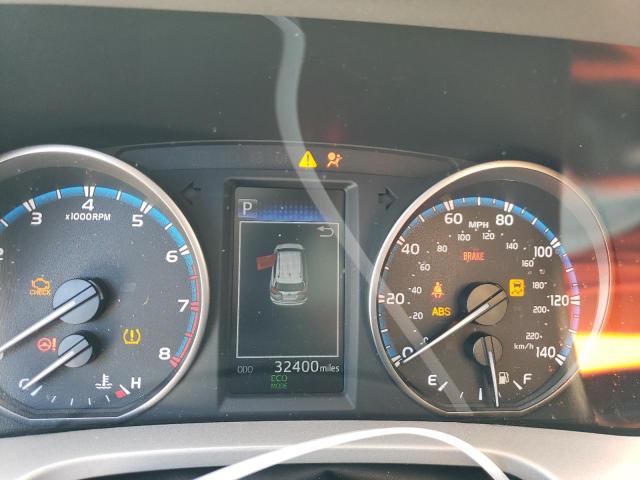 Photo 9 from auction – 2018 TOYOTA RAV4 LE with VIN 2T3ZFREV7JW507408