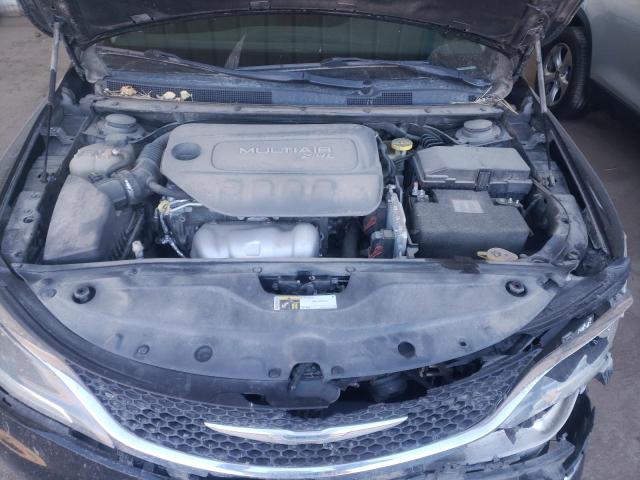 Photo 11 from auction – 2015 CHRYSLER 200 LIMITE with VIN 1C3CCCAB8FN687069
