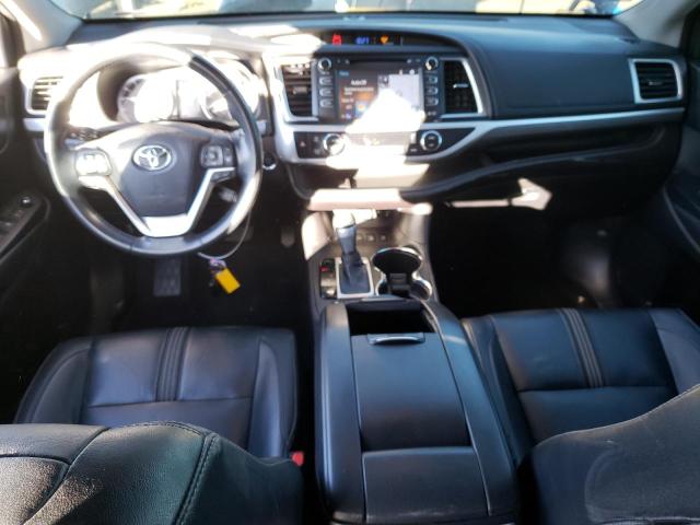 Photo 8 from auction – 2018 TOYOTA HIGHLANDER with VIN 5TDJZRFH8JS546393