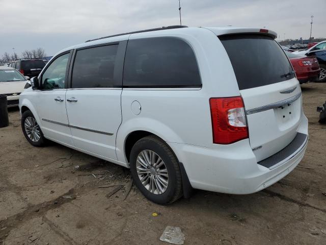 Photo 2 from auction – 2015 CHRYSLER TOWN & COU with VIN 2C4RC1CG5FR742258