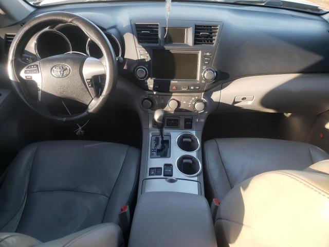 Photo 8 from auction – 2011 TOYOTA HIGHLANDER with VIN 5TDBK3EH7BS064510