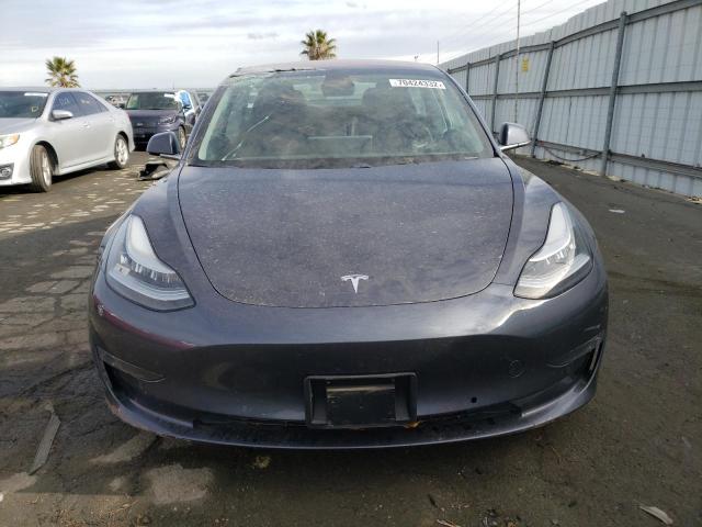 Photo 5 from auction – 2018 TESLA MODEL 3 with VIN 5YJ3E1EA0JF048283