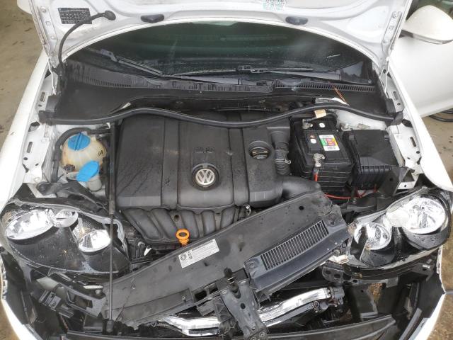 Photo 11 from auction – 2011 VOLKSWAGEN JETTA S with VIN 3VWPZ7AJ5BM624507