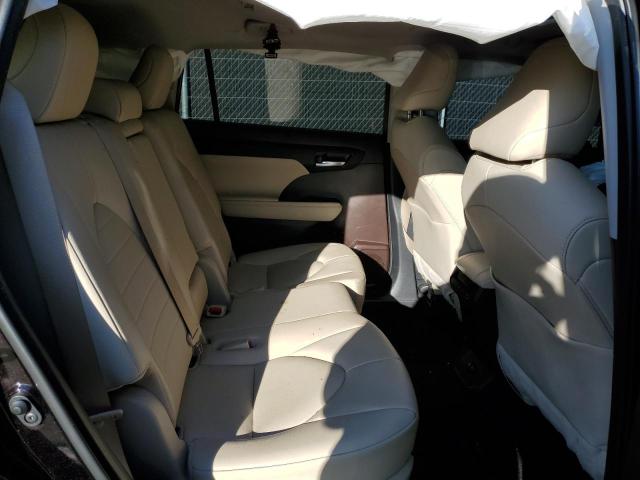 Photo 11 from auction – 2021 TOYOTA HIGHLANDER with VIN 5TDGZRBHXMS131094